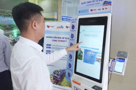 Công ty cổ phần giải pháp thanh toán Việt Nam (VNPAY) đã hợp tác với Tổng Công ty Đường sắt Việt Nam triển khai mô hình bán vé tự động tại Ga Hà Nội