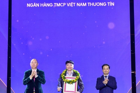 VietBank lần thứ hai liên tiếp vào TOP 50 Doanh nghiệp xuất sắc Việt Nam