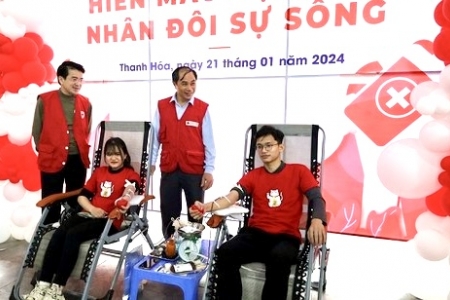 Sôi nổi Lễ hội Xuân hồng năm 2024