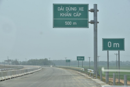 Bộ Giao thông vận tải đồng ý nâng tốc độ tối đa 08 tuyến cao tốc lên 90km/h