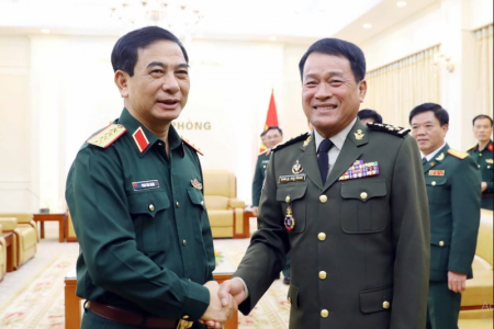 Tổng Tư lệnh Quân đội Campuchia đánh giá cao quan hệ hợp tác với Việt Nam