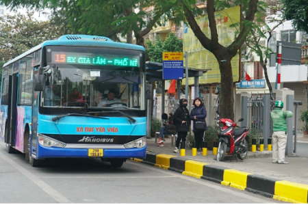 Những tuyến xe buýt nào tại Hà Nội chạy xuyên Tết?