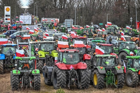 Nông dân Ba Lan phong tỏa tất cả cửa khẩu biên giới với Ukraine