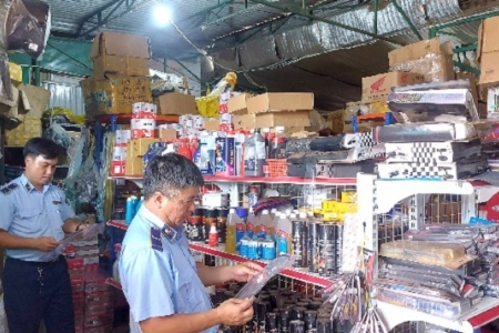 Gia Lai tạm giữ 220 sản phẩm giả mạo nhãn hiệu HONDA