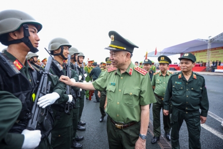 Bộ trưởng Tô Lâm: Diễu binh, diễu hành phải đều, đẹp, thống nhất, thể hiện sự uy nghiêm