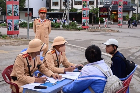 Hải Phòng tăng cường kiểm tra xử lý vi phạm về độ tuổi sử dụng xe máy điện, xe mô tô, gắn máy