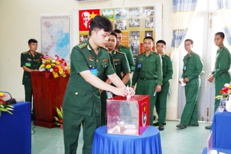 Đại hội điểm Chi đoàn Đồn Biên phòng cửa khẩu quốc tế Vĩnh Xương nhiệm kỳ 2024-2027