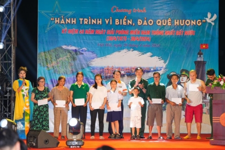 Hành trình ‘‘Vì biển, đảo quê hương’’: Khơi dậy tinh thần xung kích tình nguyện của Đoàn viên thanh niên