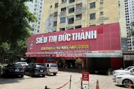 Hà Nội: Siêu thị Đức Thành bày bán thực phẩm hàng hoá không tem nhãn phụ Tiếng Việt, không rõ nguồn gốc