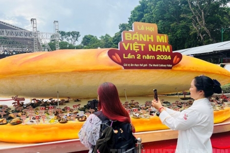 Hơn 130 gian hàng tham gia lễ hội Bánh mì TP. Hồ Chí Minh lần thứ hai năm 2024