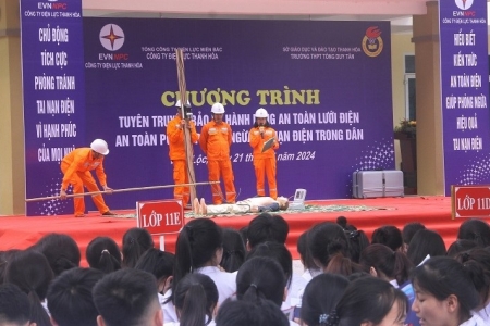 Thanh Hóa tuyên truyền bảo vệ hành lang an toàn lưới điện