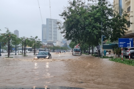 Quảng Ninh: Mưa lớn kéo dài gây ngập lụt ở nhiều địa phương