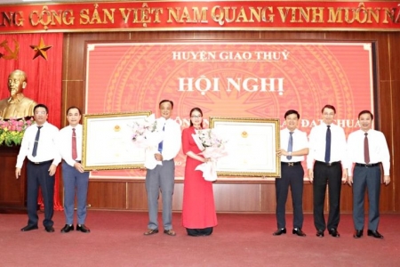 Thị trấn Ngô Đồng và Quất Lâm đón nhận bằng đạt chuẩn đô thị văn minh