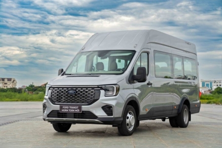 Ford Transit thế hệ mới ra mắt tại Việt Nam