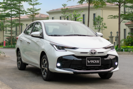 Toyota đạt doanh số hơn 23.000 xe, đứng Top 1 thị trường Việt