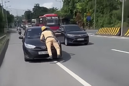 Công an Hải Phòng thông tin về hành vi có dấu hiệu về tội "Chống người thi hành công vụ"