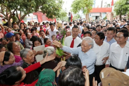 Tổng Bí thư Nguyễn Phú Trọng - Nhà lãnh đạo được nhân dân yêu mến