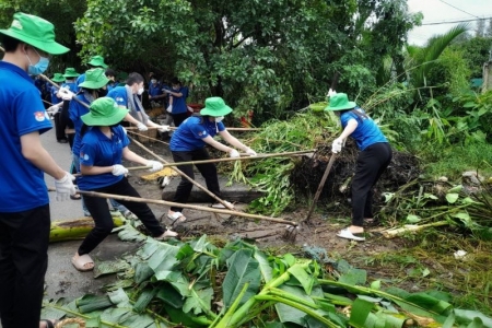 TP.HCM: Quận 12 tổ chức lễ ra quân lần thứ 154 "Ngày chủ nhật xanh"