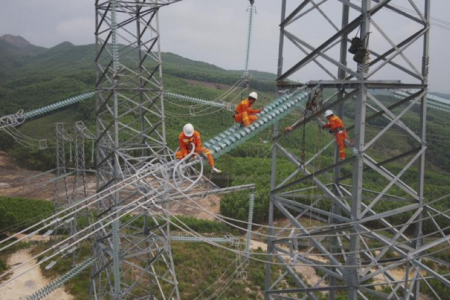 Phấn đấu, hoàn thành đường dây 500kV mạch 3 dịp 2/9