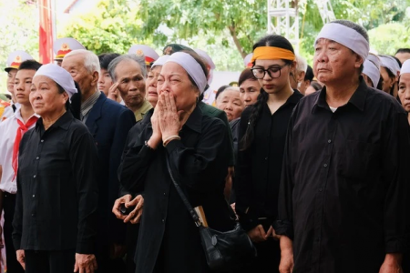 Tổng Bí thư Nguyễn Phú Trọng "mãi mãi thuộc về Tổ quốc và Nhân dân"