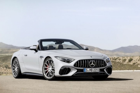 Xe mui trần Mercedes-AMG SL 2024 có giá bao nhiêu tại Việt Nam?