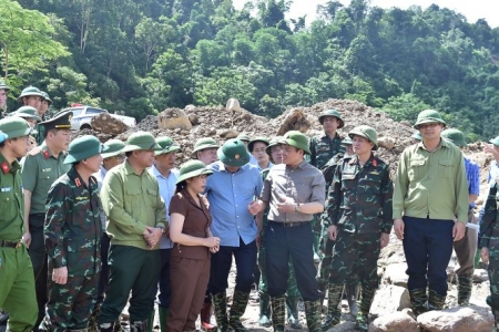 Phó Thủ tướng Trần Lưu Quang: Phải tính toán bố trí dân cư, đảm bảo an toàn tính mạng, tài sản, sinh kế cho người dân