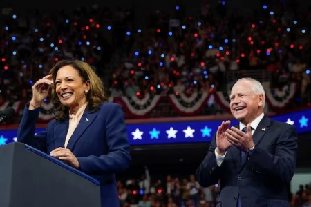 Bầu cử Mỹ 2024: Đa số dân Mỹ chưa biết 'phó tướng' Tim Walz của bà Kamala Harris