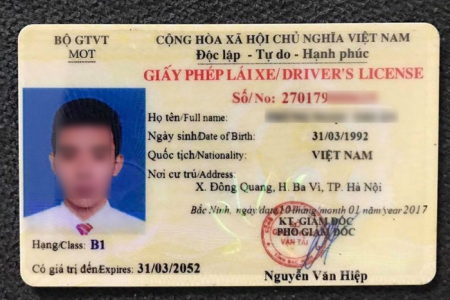 Khi giấy phép lái xe ô tô bị trừ hết điểm, tài xế phải thi lại như thế nào?