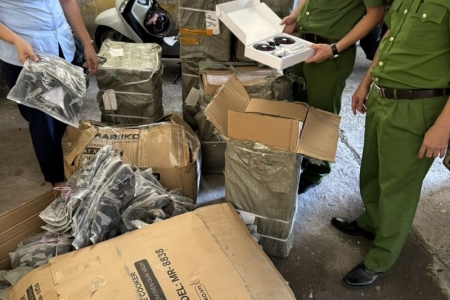 Xử phạt một DN vi phạm trong kinh doanh hàng hóa giả mạo nhãn hiệu và nhập lậu