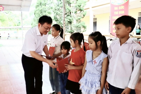 Supe Lâm Thao đồng hành cùng chương trình “Kết nối yêu thương”