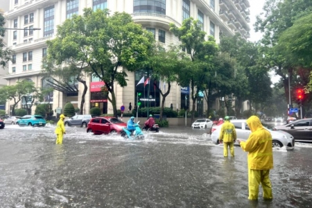 Thời tiết ngày 13/8: Bắc Bộ mưa dông lúc chiều tối, nguy cơ ngập úng tại các vùng trũng