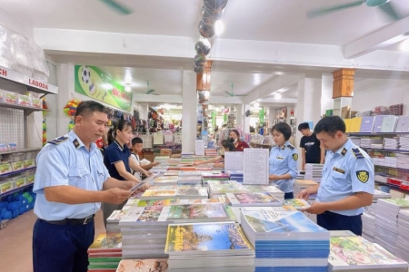 Điện Biên: Tăng cường kiểm tra mặt hàng sách giáo khoa, đồ dùng học sinh