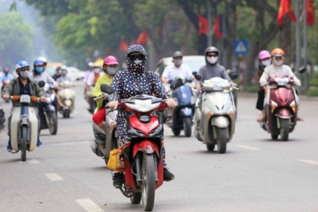 Thời tiết ngày 28/8: Bắc Bộ ban ngày nắng nóng gay gắt trên 37 độ