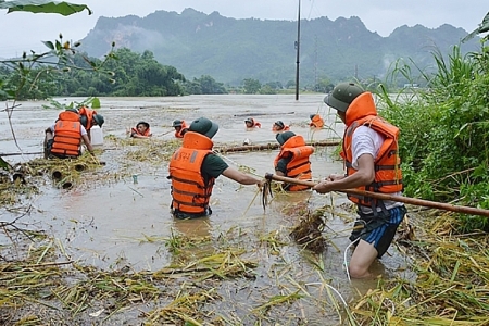 Hà Nội: Phát lệnh báo động lũ cấp 2 trên sông Nhuệ