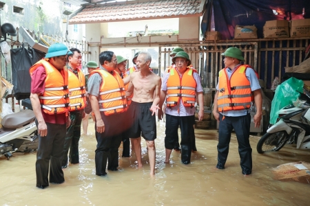 Thủ tướng khẳng định: Đặt tính mạng, an toàn, sức khỏe của người dân lên trên hết, trước hết