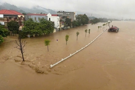 Mưa lũ ở Lào Cai khiến 19 người chết, hàng nghìn ngôi nhà bị phá hủy