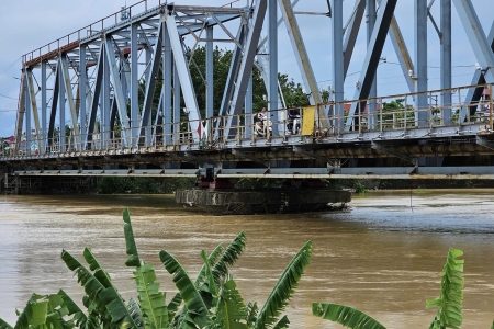 Sau vụ sập cầu Phong Châu, Bắc Giang chỉ đạo theo dõi sát sao an toàn giao thông trên 2 cầu sắt