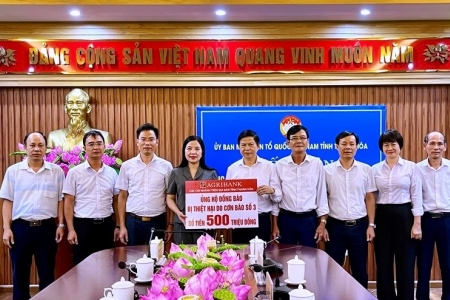 Các chi nhánh Ngân hàng Agribank Thanh Hóa ủng hộ đồng bào bị thiệt hại do bão số 3