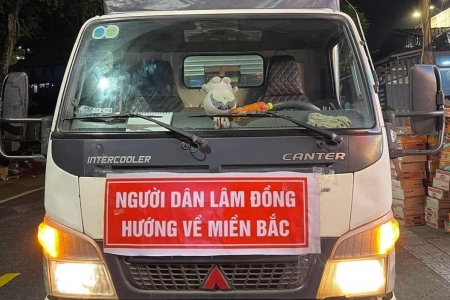 San sẻ yêu thương, hướng về đồng bào miền Bắc