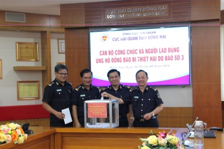 Hải quan Đồng Nai quyên góp gần 260 triệu đồng hỗ trợ đồng bào bị thiệt hại từ bão số 3