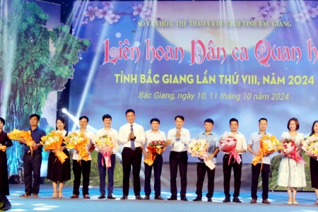 300 diễn viên, nghệ nhân tham gia liên hoan dân ca quan họ tỉnh Bắc Giang