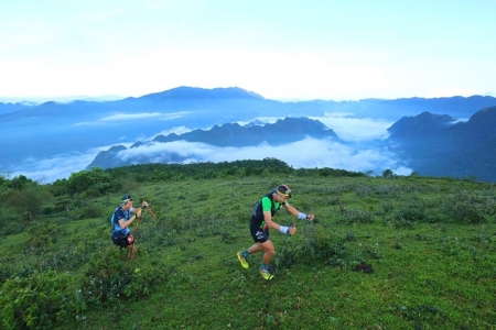 Giải chạy Marathon băng rừng Việt Nam - Pù Luông 2024 thu hút 1.500 VĐV trong nước, quốc tế