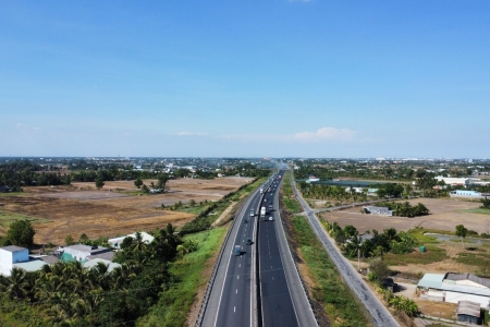 Long An: Hạ tầng giao thông hoàn thiện là động lực cho thị trường bất động sản phát triển