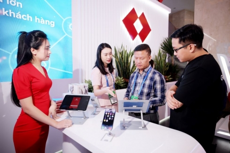 Techcombank tạo dấu ấn tại Smart Banking 2024: giải pháp ngân hàng số “vượt trội” Techcombank Mobile