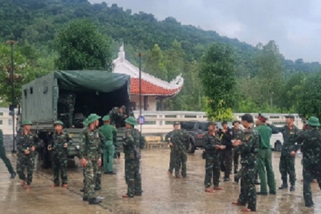 Bình Định: Rơi máy bay huấn luyện Yak-130, phi công nhảy dù thoát hiểm