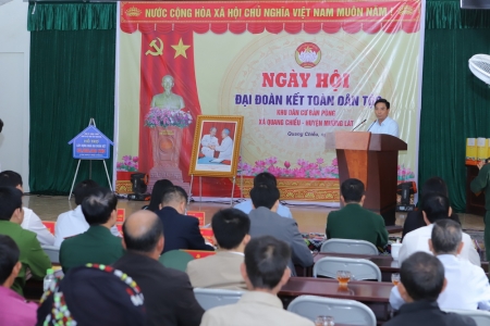 Bí thư Tỉnh ủy Thanh Hóa chung vui ngày hội Đại đoàn kết toàn dân tộc với cán bộ, Nhân dân huyện Mường Lát