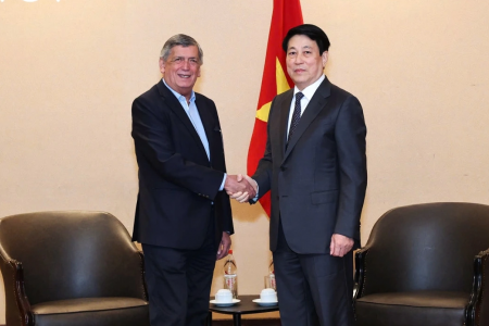 Chủ tịch nước Lương Cường tiếp Chủ tịch Đảng cộng sản Chile, đoàn Viện Văn hoá Hữu nghị Chile – Việt Nam