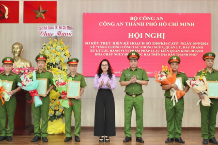 Công an TP. Hồ Chí Minh quyết liệt đấu tranh với vi phạm trong kinh doanh hóa chất nguy hiểm, độc hại