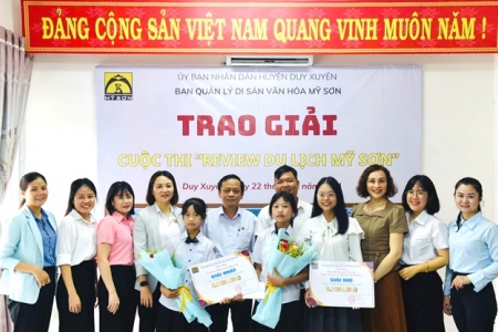 Trao giải 5 tác phẩm cuộc thi Review du lịch Mỹ Sơn