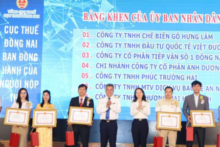 Cục Thuế Đồng Nai khen thưởng 94 cá nhân, tập thể đã thực hiện tốt nghĩa vụ nộp thuế